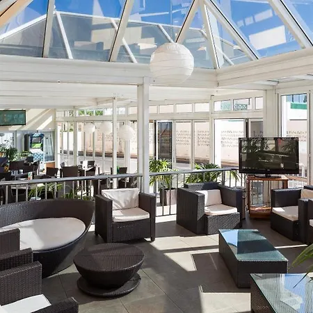 Апарт-отель Dragos Del Sur Пуэрто-де-Сантьяго