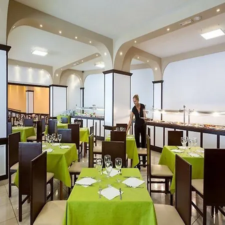 Dragos Del Sur מלון דירות פוארטו דה סנטיאגו